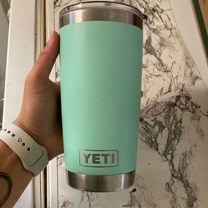 Yeti tumbler